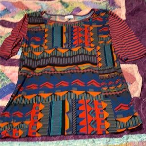 Large Lularoe gig top